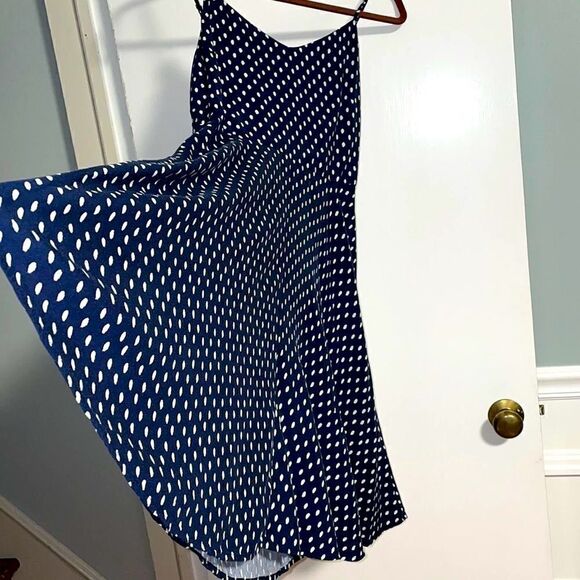 GAP navy & white polka dot spaghetti strap full skirt smock back rayon dress S - Picture 4 of 8